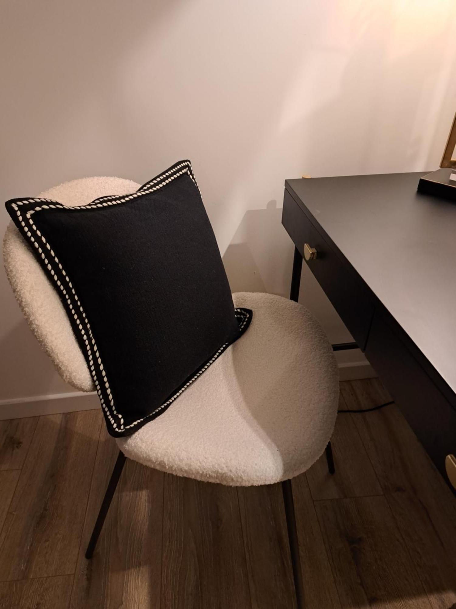 Hotel Le Patio De Sophie Систерон Стая снимка