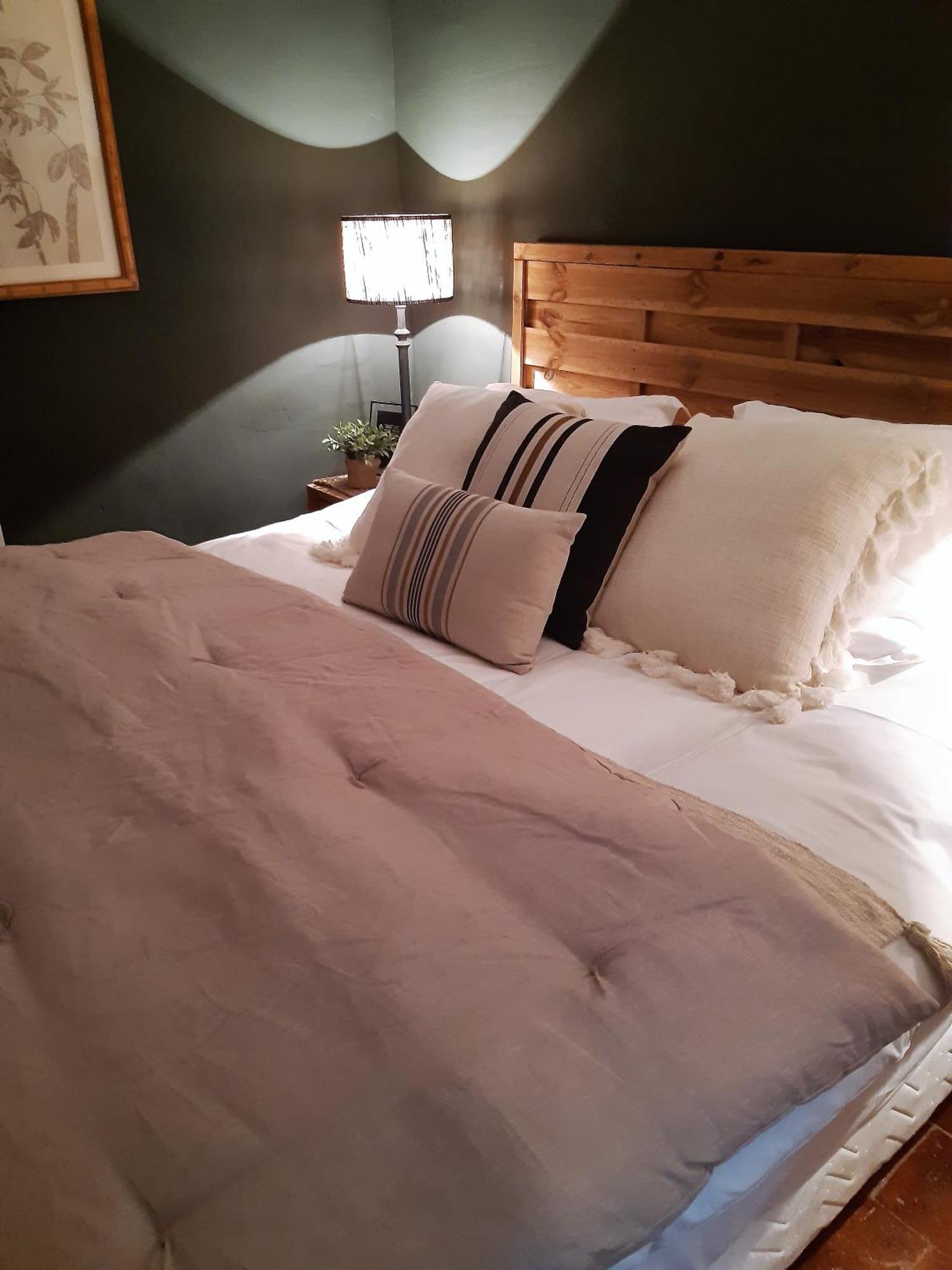 Hotel Le Patio De Sophie Систерон Стая снимка